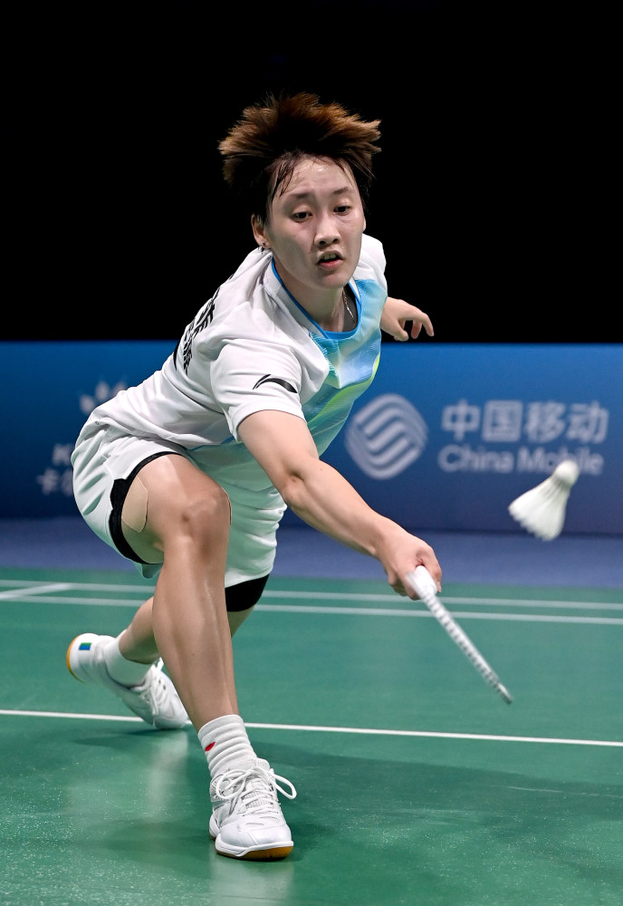 形成以壁球 形成以壁球