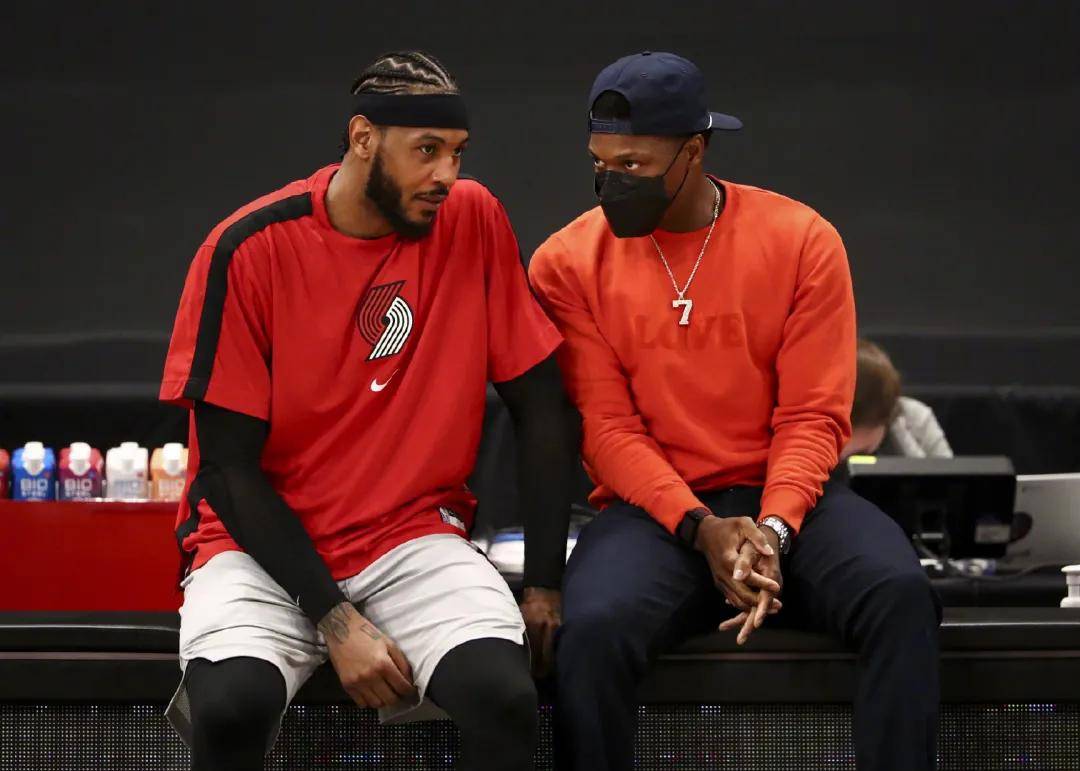 交织的牌局 交织的牌局