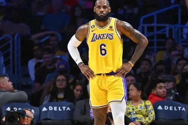 对球迷是提 对球迷是提